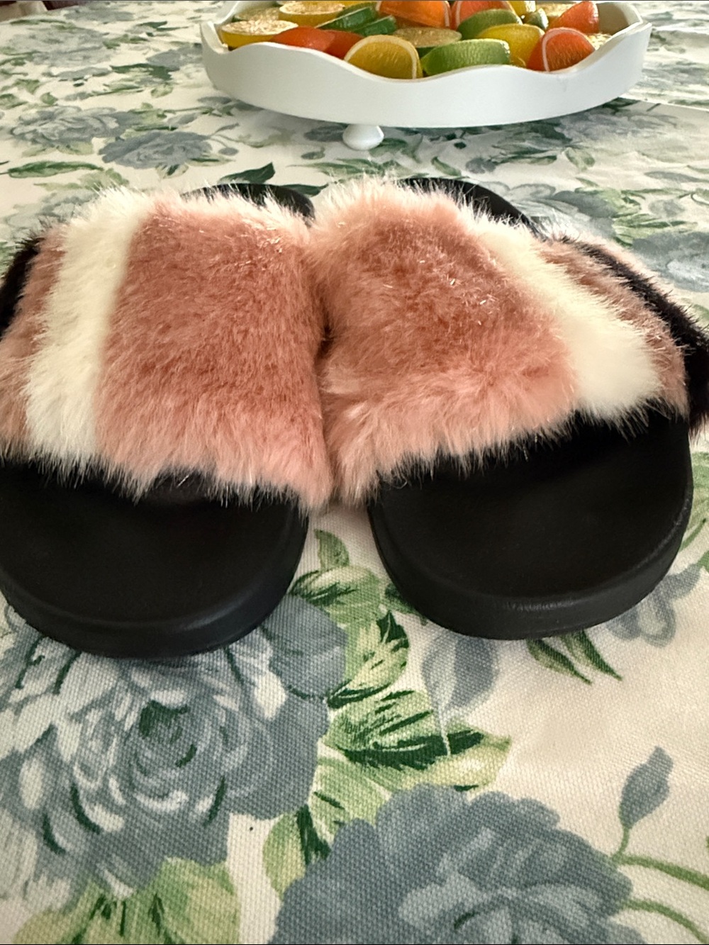Fuzzy slides - Picture 5 of 6